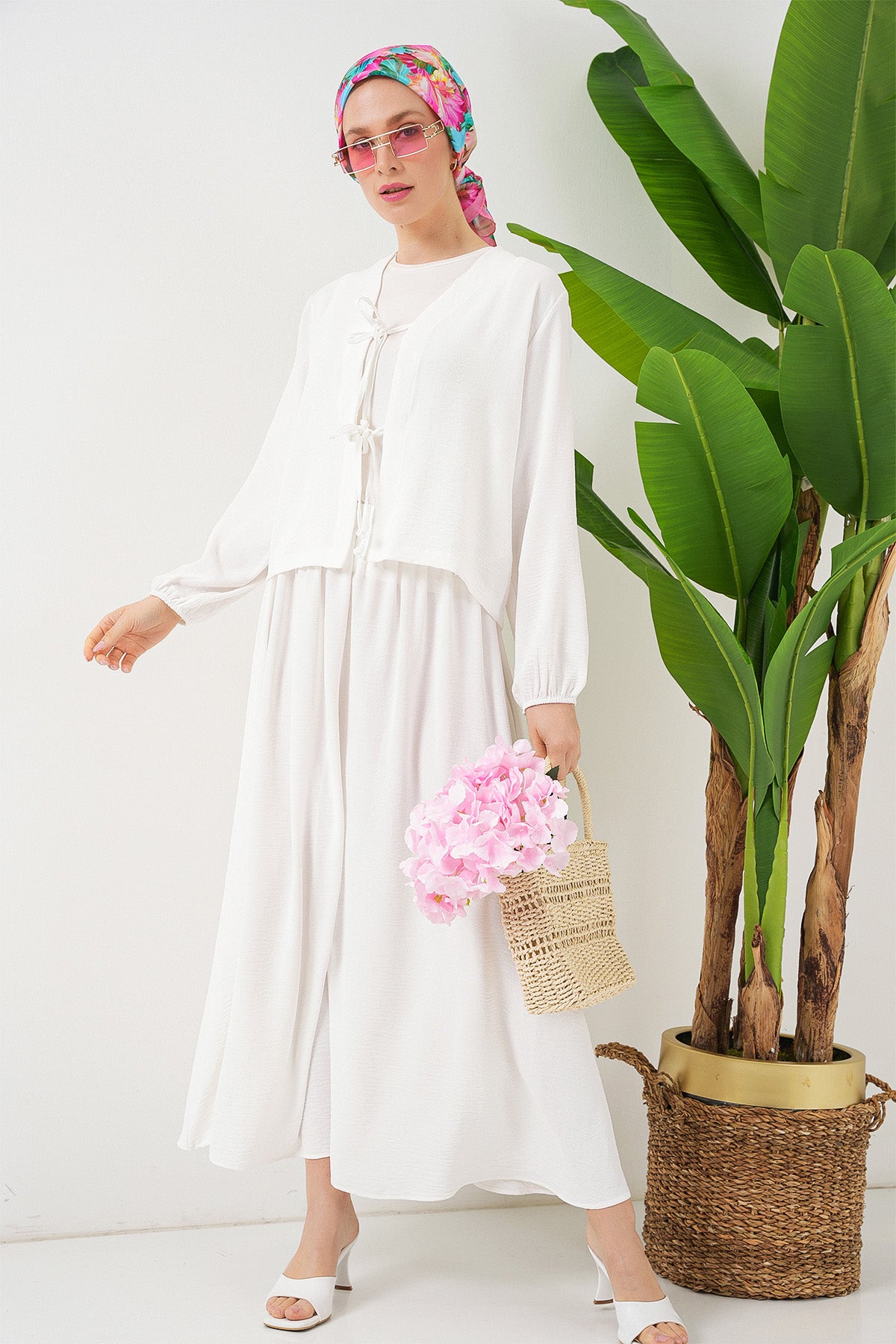 White Women Top and Bottom Set