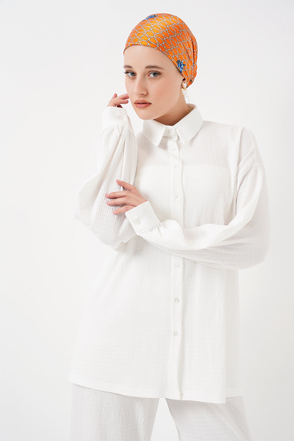 White Women Top and Bottom Set